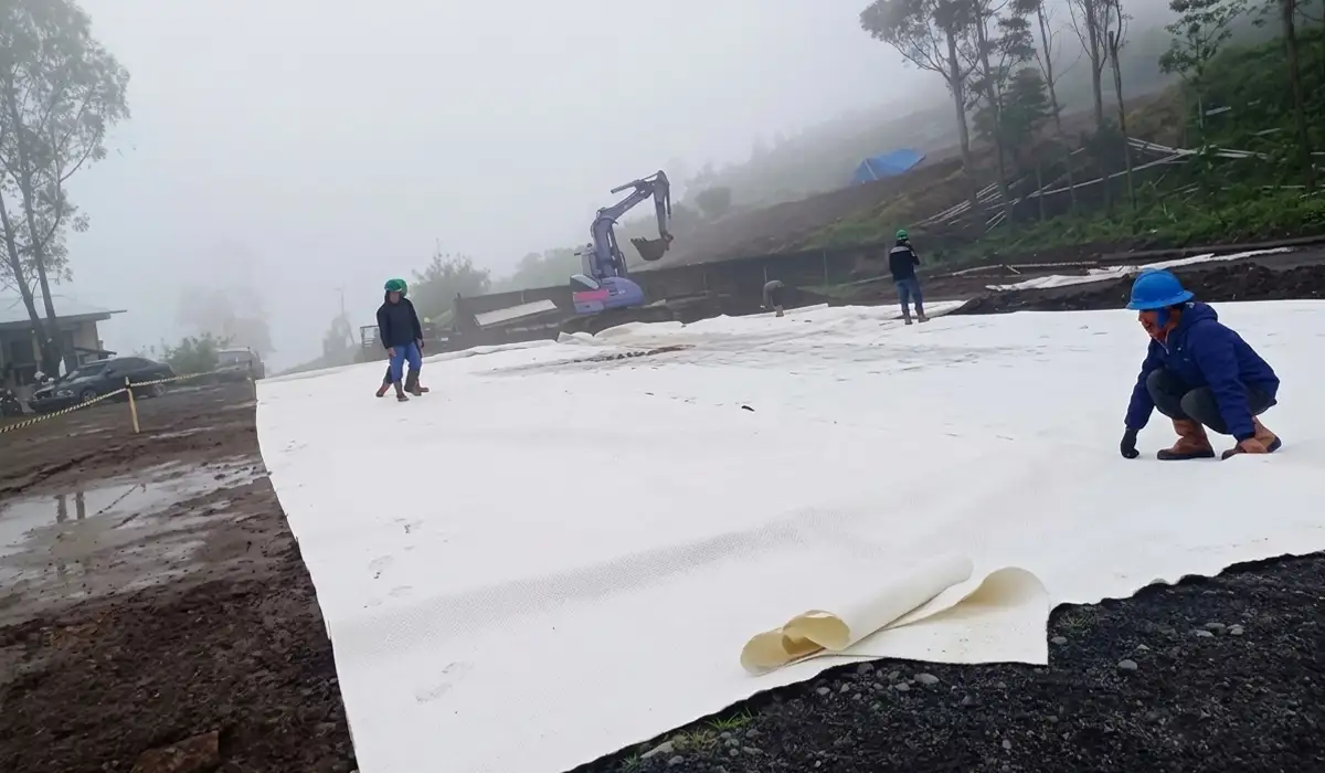 Non-Woven Geotextile Project on Dieng Subgrade