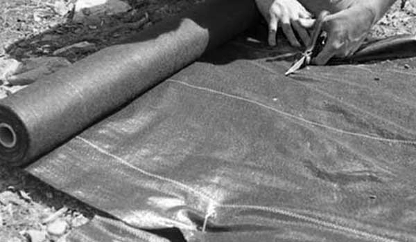 Woven geotextile used in early flood protection works
