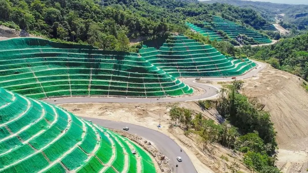 Geomat applications on slopes
