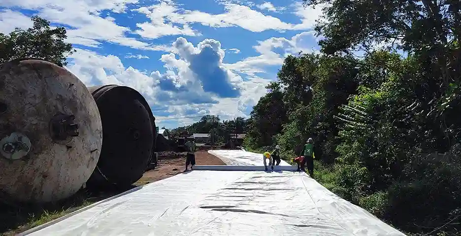 Geotextile untuk Konstruksi – Memahami Manfaat dan Aplikasinya