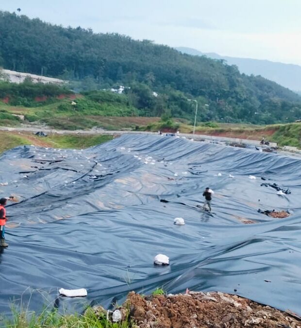 Lining TPA di Jawa Barat dengan HDPE Geomembrane SOLMAX