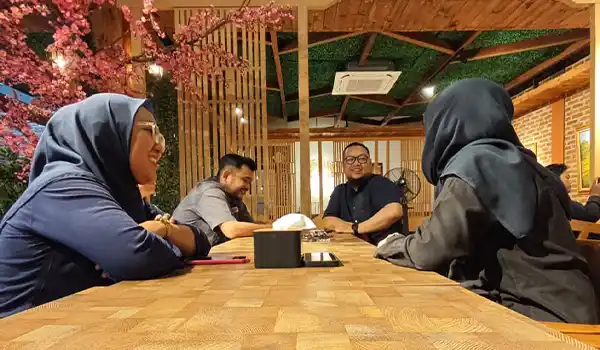 Silaturahmi antar tim dan divisi petra nusa elshada hangat dan tanpa ada batasan