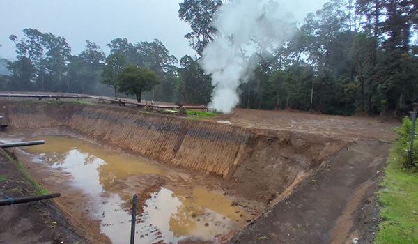 kolam penampungan air